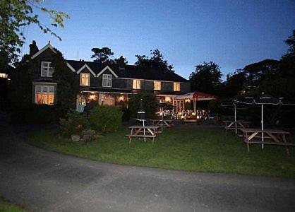 Ty Mawr Hotel Ланбедър Екстериор снимка